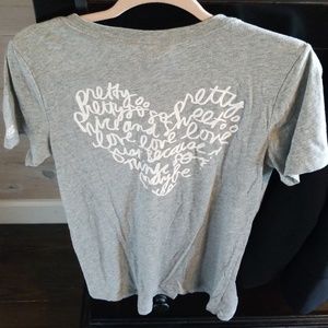 Victoria's Secret PINK Pretty Heart Large T-shirt